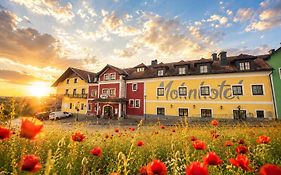 Mohnhotel - Bergwirt Schrammel